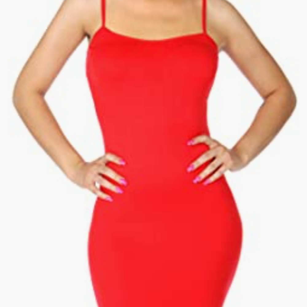 This is your seamless solid color casual go-to com